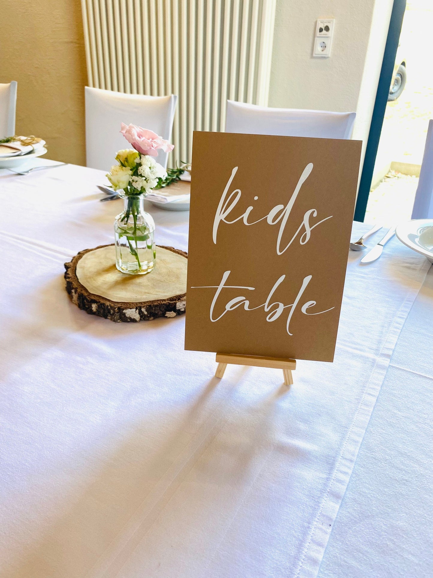 Aufsteller Kindertisch / kids table